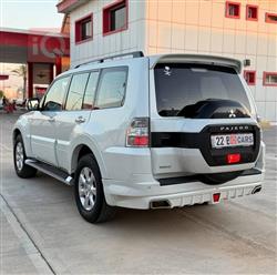 میتسوبیشی پاجیرۆ